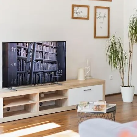 Sokolska Peacefull Residence, Old Town Appartement Bratislava